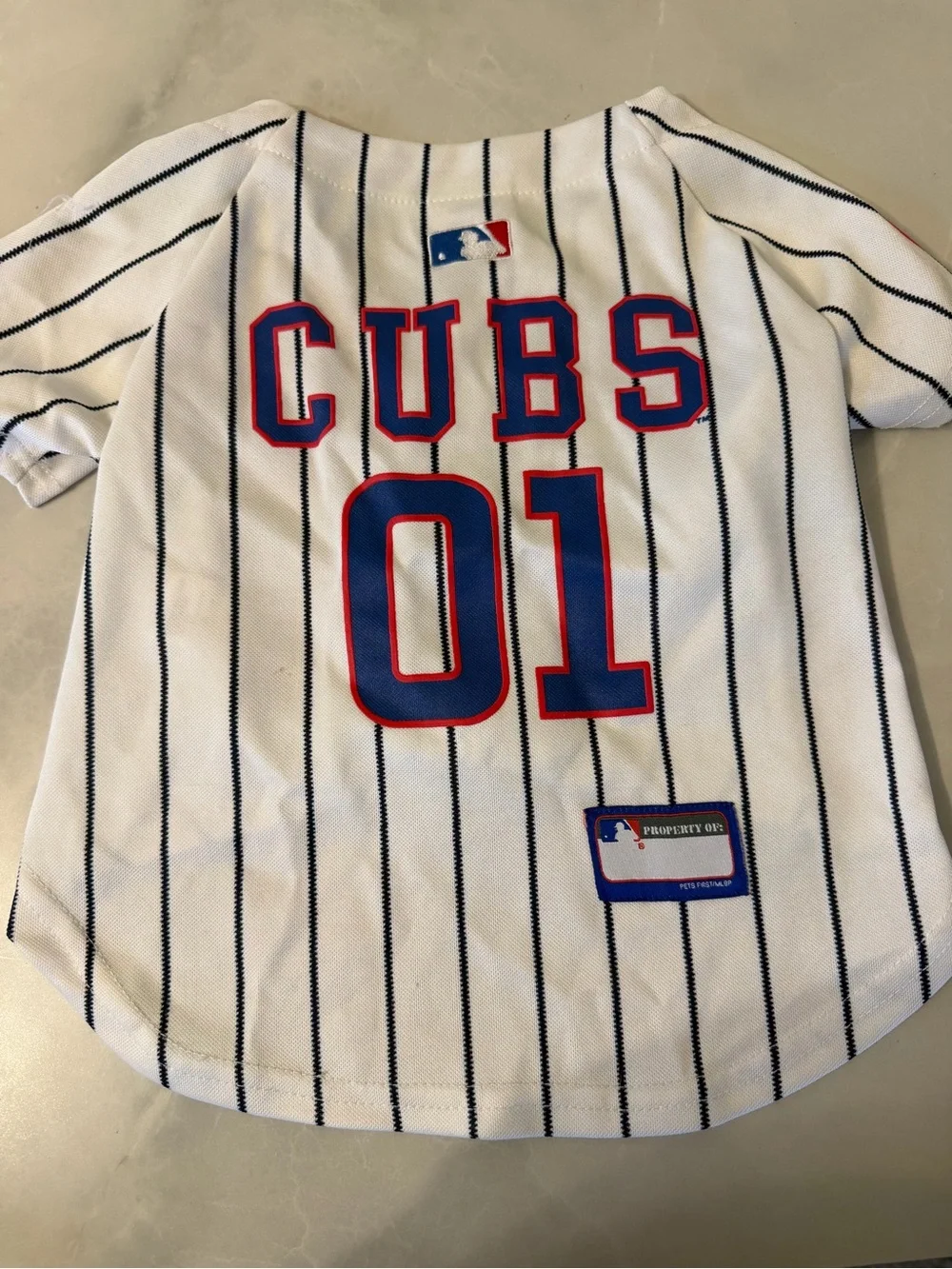 MLB size medium